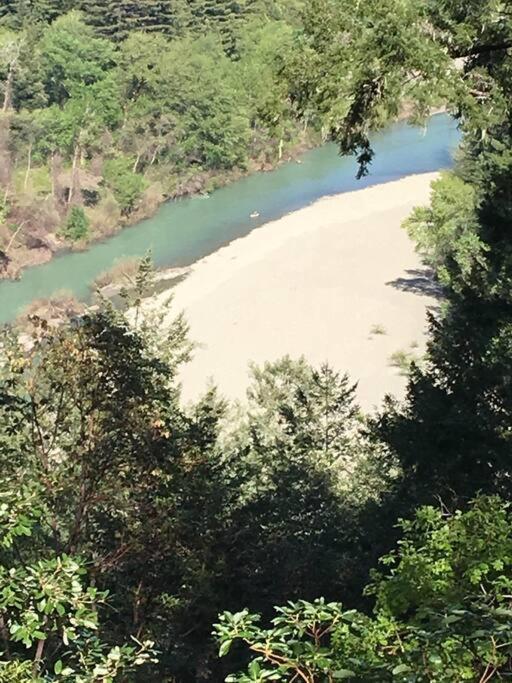 Avenue Of The Giants Caraway Cottage Miranda Bagian luar foto